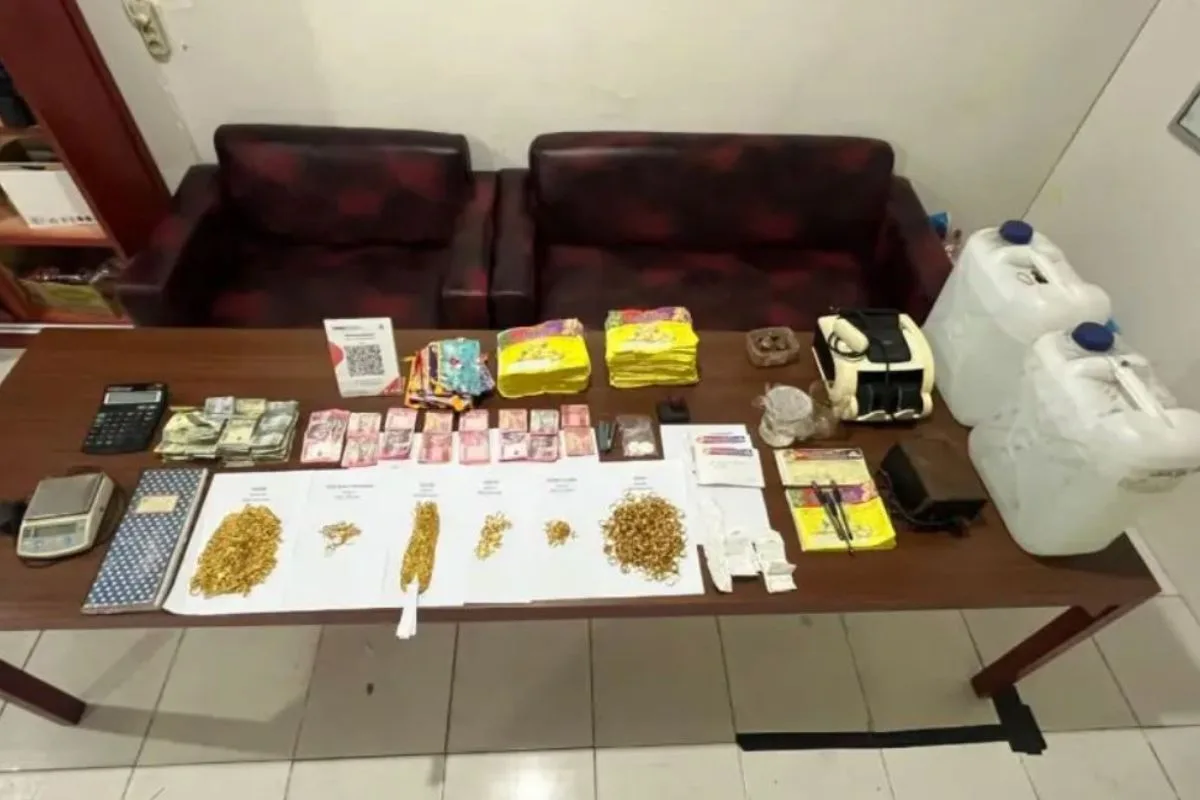 Modus Emas Palsu Terbongkar! Toko Emas ini Edarkan Perhiasan Oplosan Sejak 2021 – Kutipan