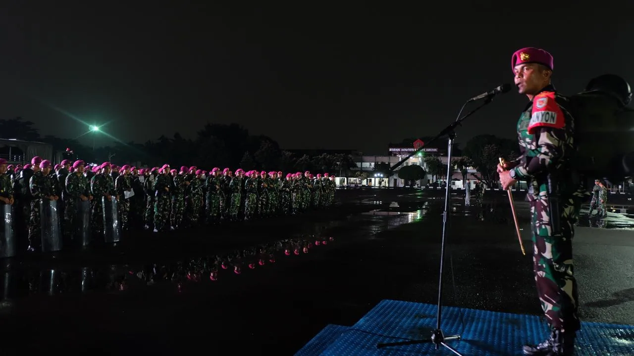 Danyon Angmor 1 Marinir Pimpin Prajurit Pasmar 1 Terjun Amankan Ibu Kota – Kutipan