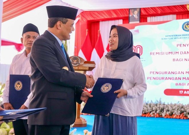 Gubernur Jateng Serahkan Remisi bagi 8.737 Warga dan Anak Binaan