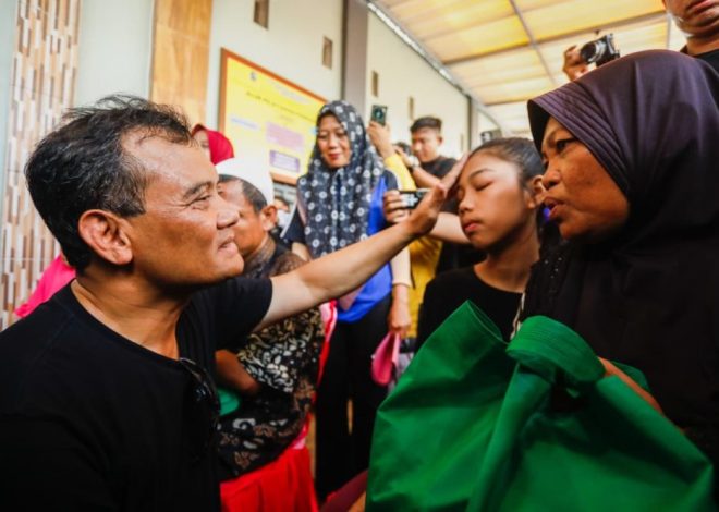 Ahmad Luthfi-Taj Yasin Motoran Semarang Demak, Salurkan Bansos