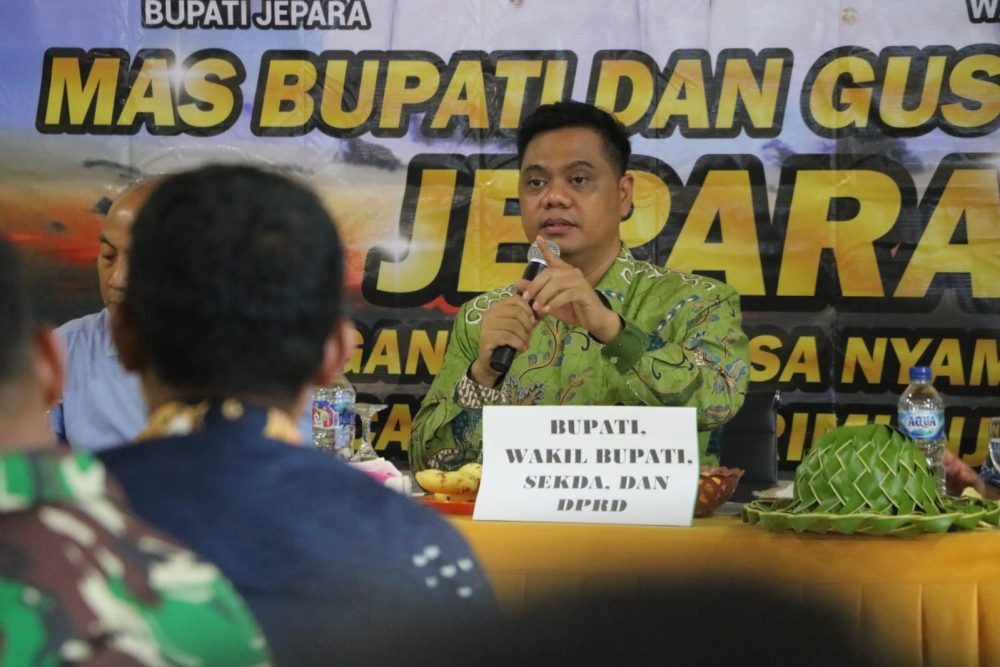 Konektivitas Antarpulau Jadi Perhatian Bupati Kembangkan Pariwisata Karimunjawa