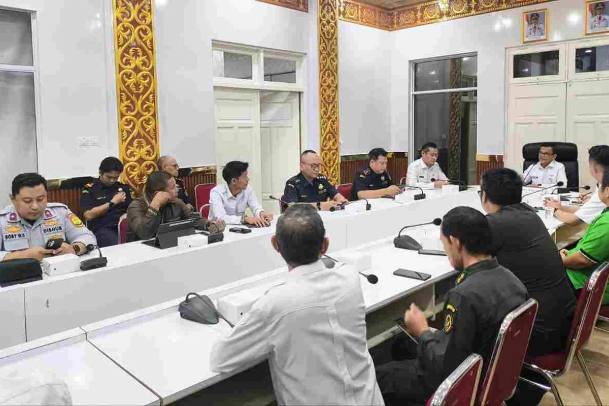 Wawako Tanjungpinang Tegaskan Pasokan Aman, Distribusi Bahan Pokok dari Batam Dipantau Ketat – Kutipan