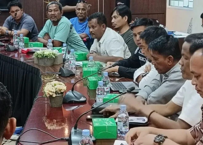 Bupati Lingga dan Disperindagkop Temui Bea Cukai Batam Bahas Kendala Distribusi Sembako dan Kelengkapan Dokumen – Kutipan