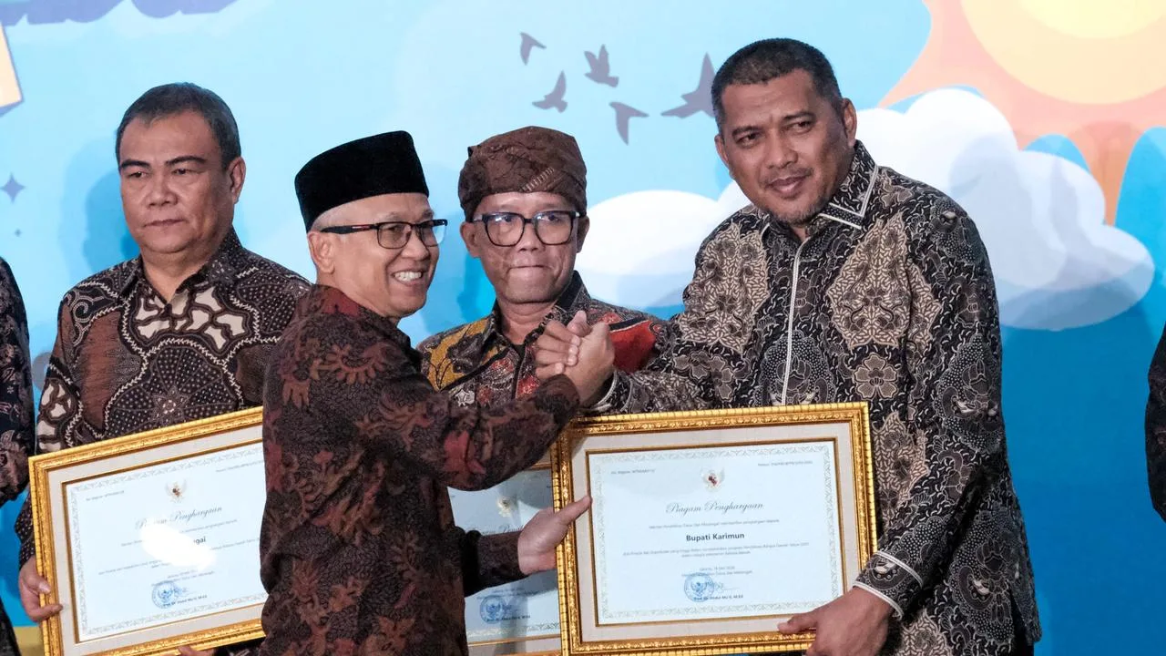 Wajibkan Bahasa Melayu di Sekolah, Pemkab Karimun Raih Penghargaan Nasional 2026 dari Mendikdasmen RI – capacitaciontotalcdmx
