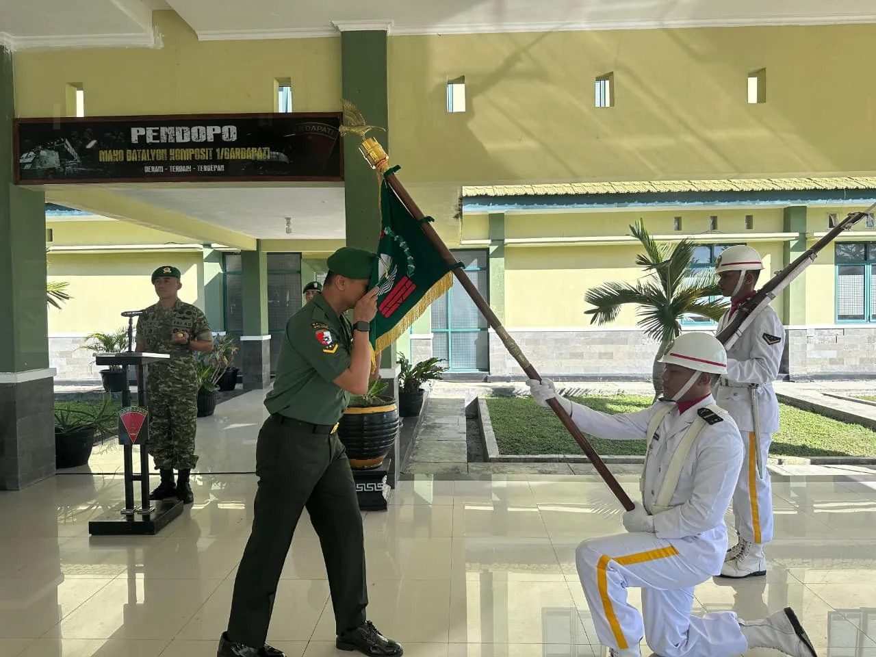 Batalyon Komposit 1 Gardapati Lepas Prajurit Pindah Satuan dengan Penuh Kehormatan – capacitaciontotalcdmx
