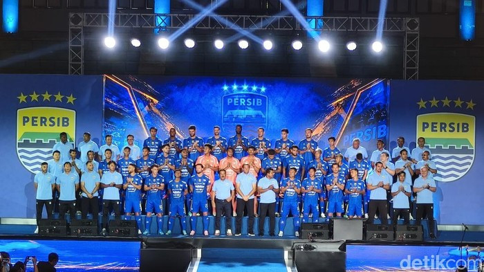 Persib Bandung Resmi Rilis 32 Pemain untuk Musim 2026/2027 – TINTAHIJAU.com